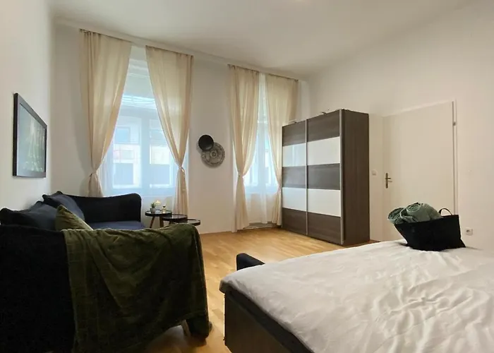 Bright 2br Retreat Steps From Westbahnhof *