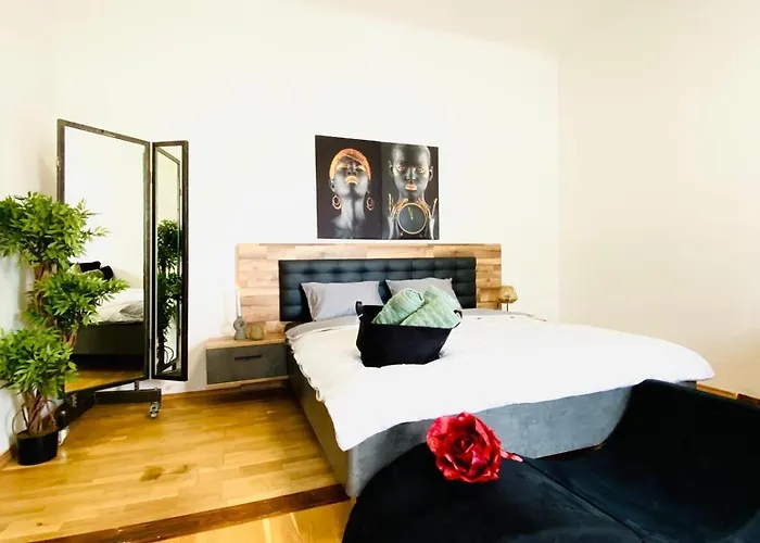Apartment Bright 2br Retreat Steps From Westbahnhof