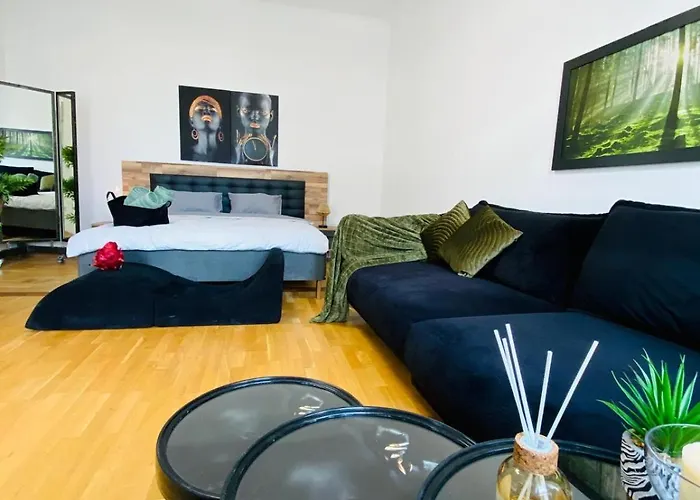Bright 2br Retreat Steps From Westbahnhof *