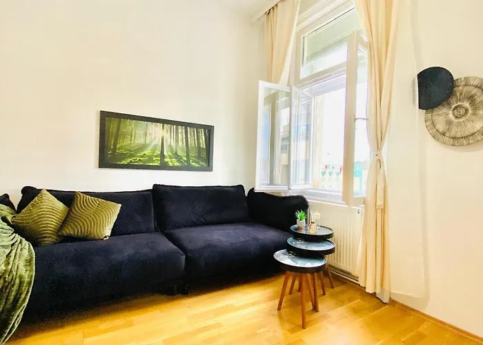 Bright 2br Retreat Steps From Westbahnhof *