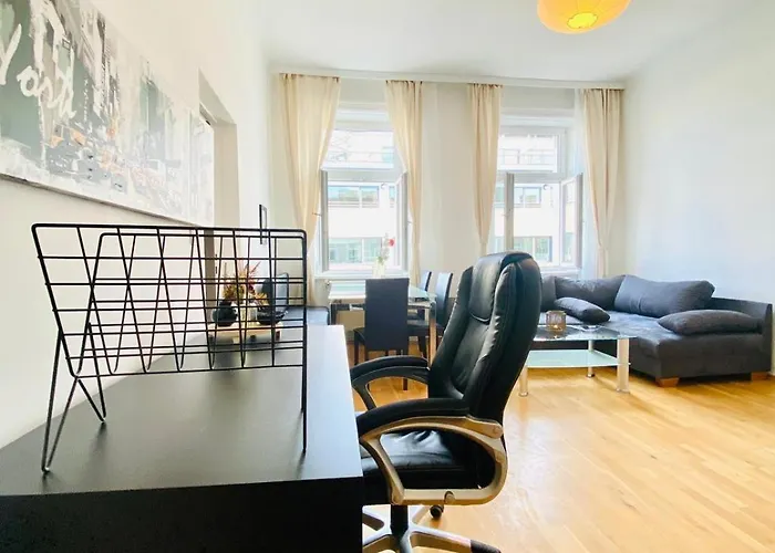 Bright 2br Retreat Steps From Westbahnhof Vienna